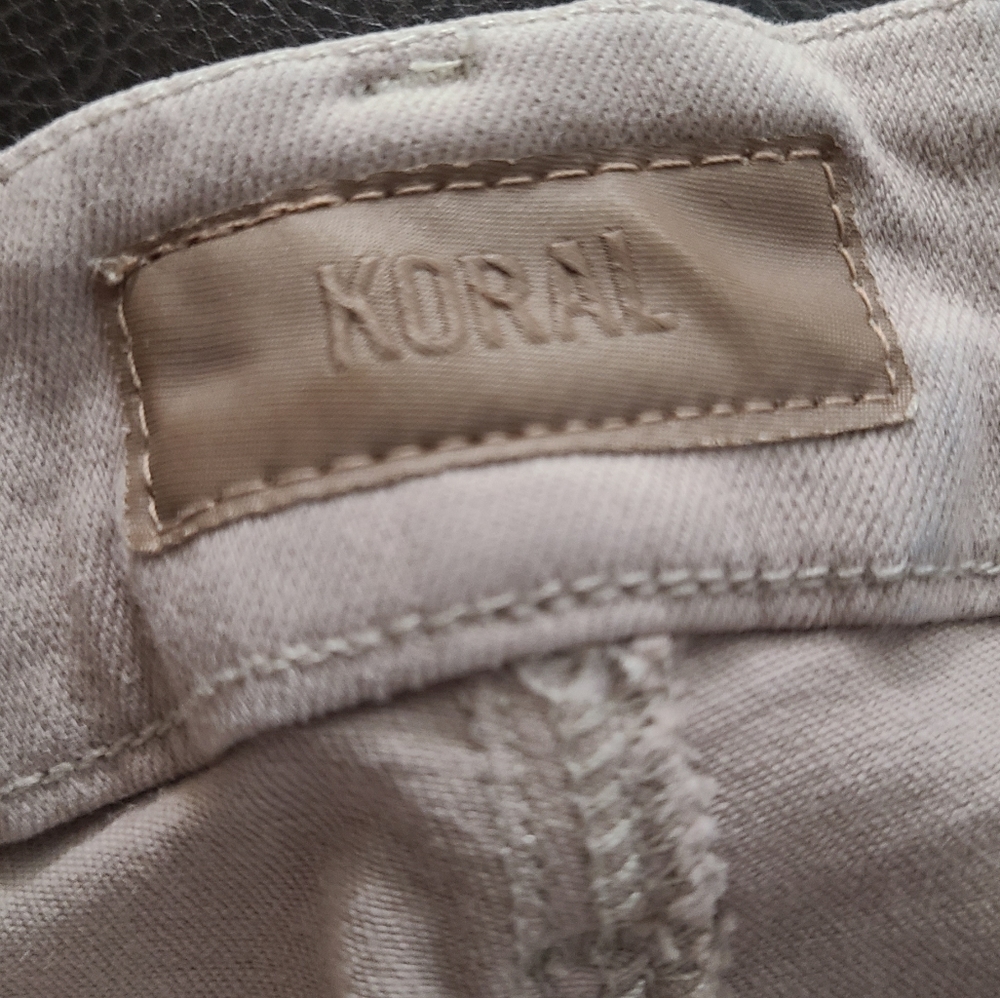 Koral Skinny Jeans - Picture 3 of 5